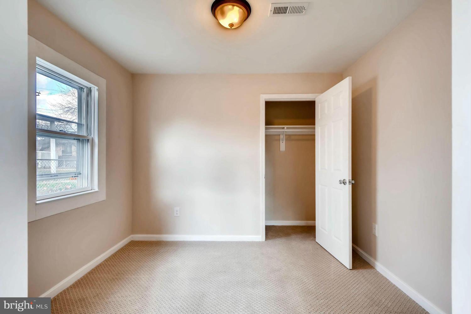 3121 Baybriar Road Baltimore, MD 21222 - Photo 16 of 26 Interior (General)