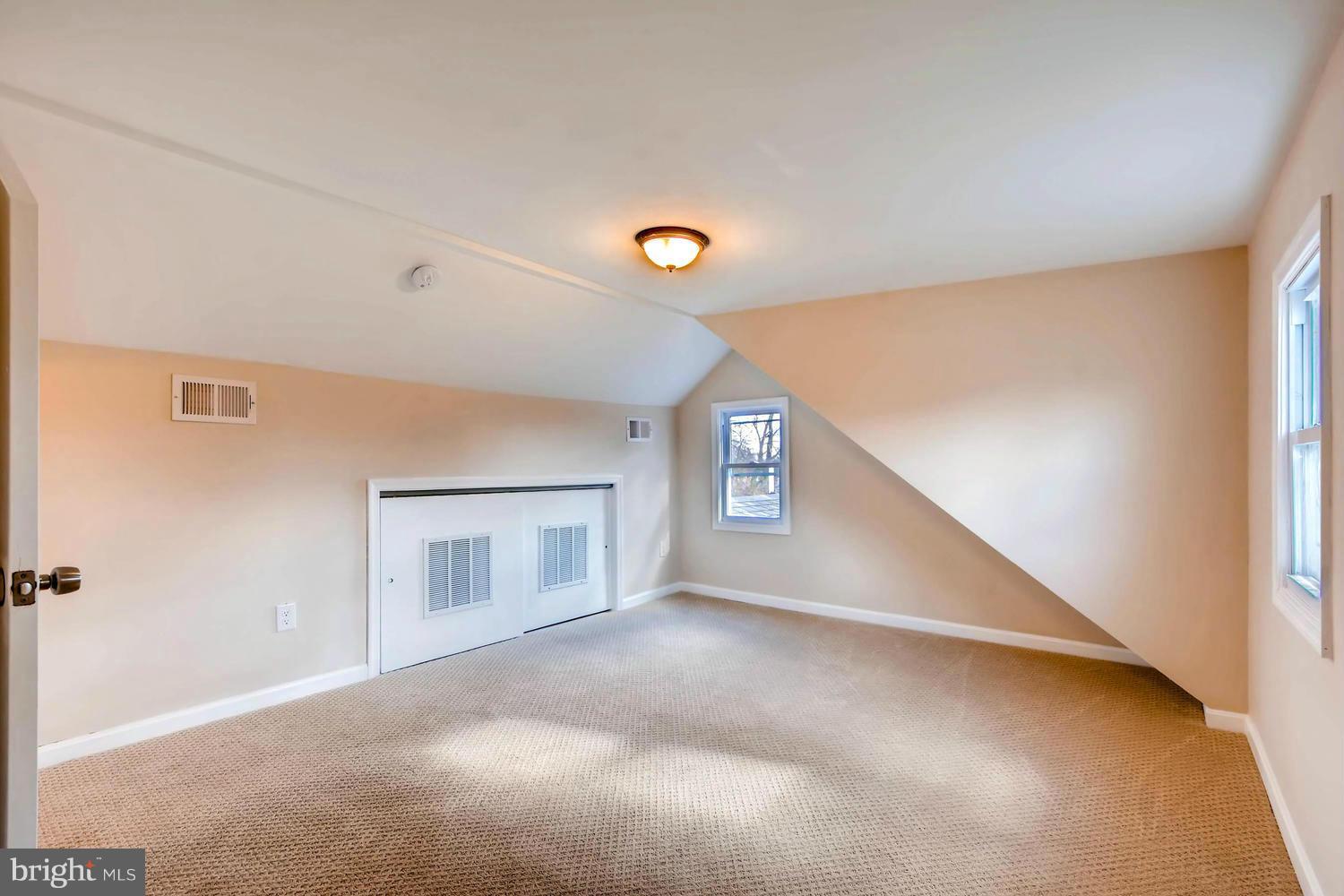 3121 Baybriar Road Baltimore, MD 21222 - Photo 19 of 26 Interior (General)