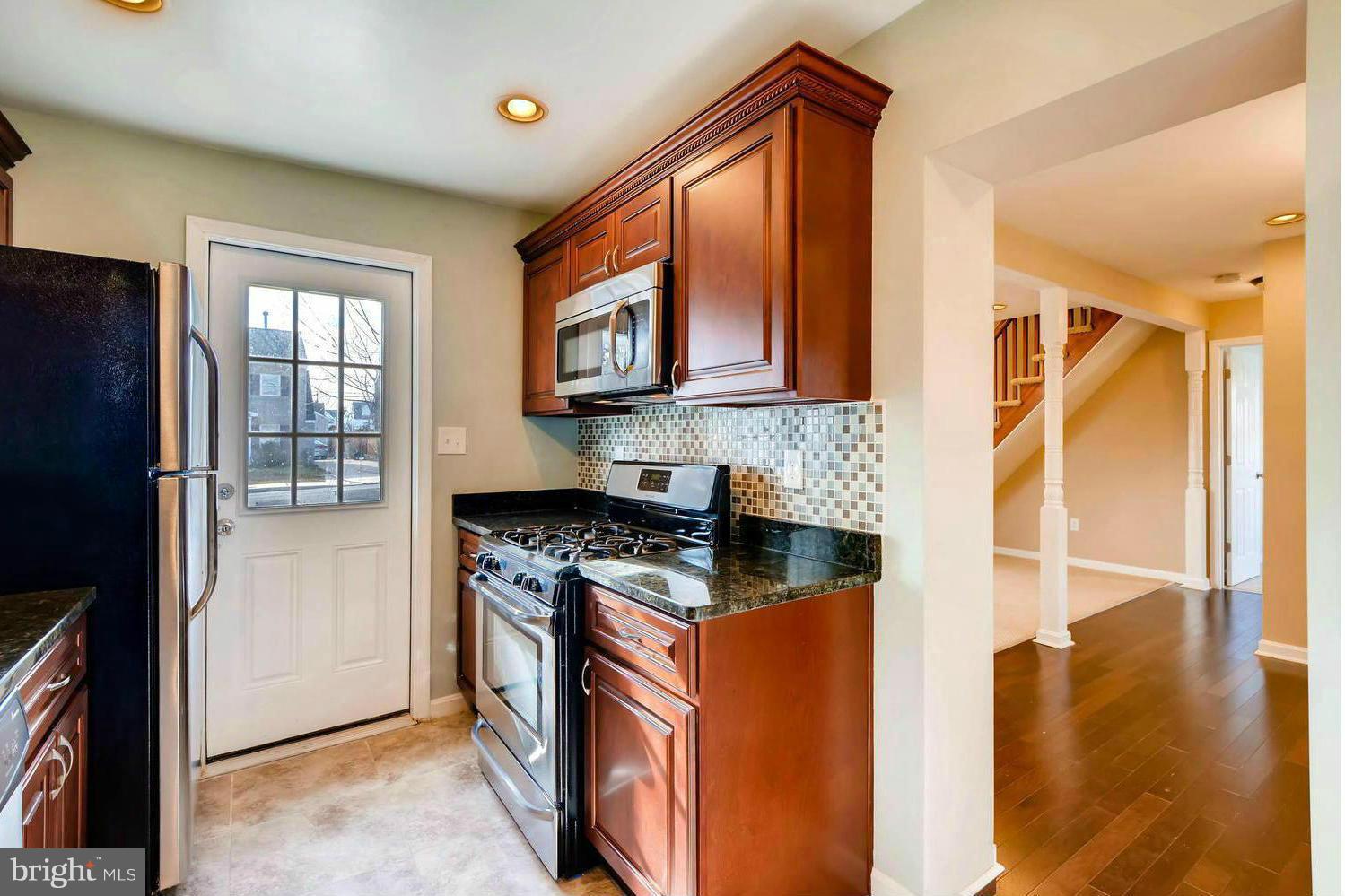 3121 Baybriar Road Baltimore, MD 21222 - Photo 10 of 26 Interior (General)