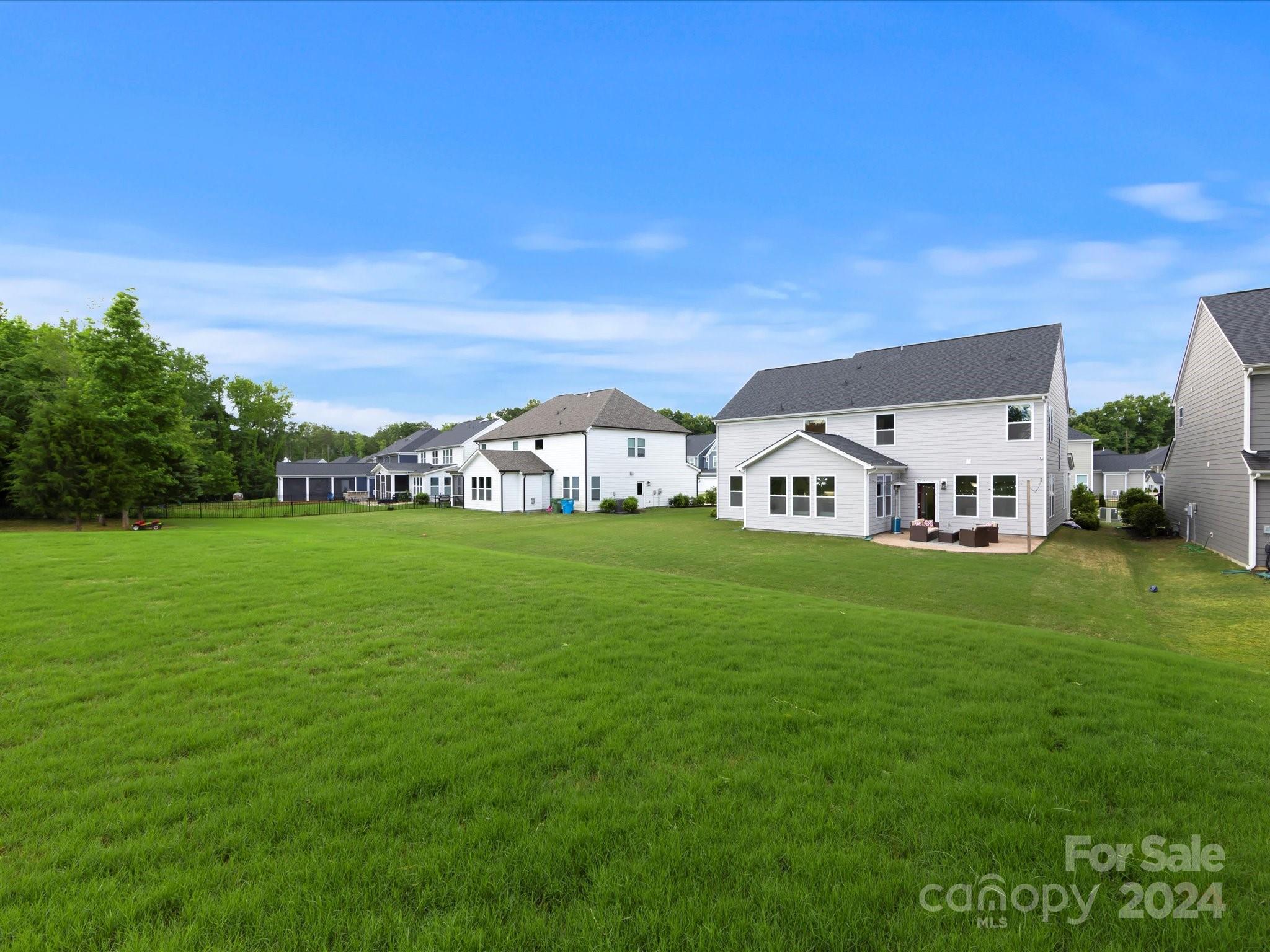 1164 Weir Court Fort Mill, SC 29708 - Photo 39 of 46 Gallery Image 39