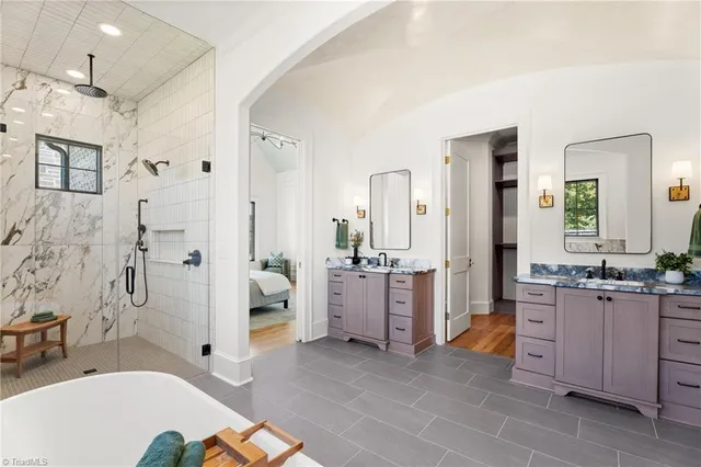 $1,890,000 | 804 Royal Jasmine Court, Winston-Salem, NC 27106