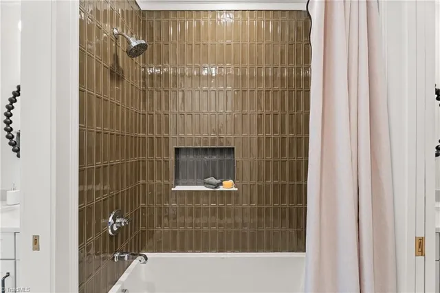 $1,890,000 | 804 Royal Jasmine Court, Winston-Salem, NC 27106