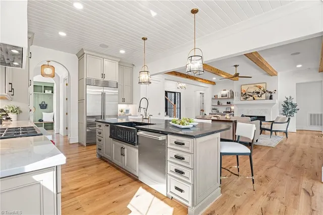 $1,890,000 | 804 Royal Jasmine Court, Winston-Salem, NC 27106