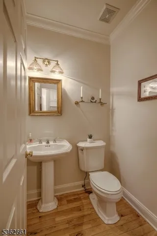 $745,000 | 11 Ashington Club Road, Far Hills, NJ 07931