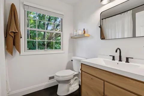 $525,000 | 13504 4th Avenue South, Burnsville, MN 55337