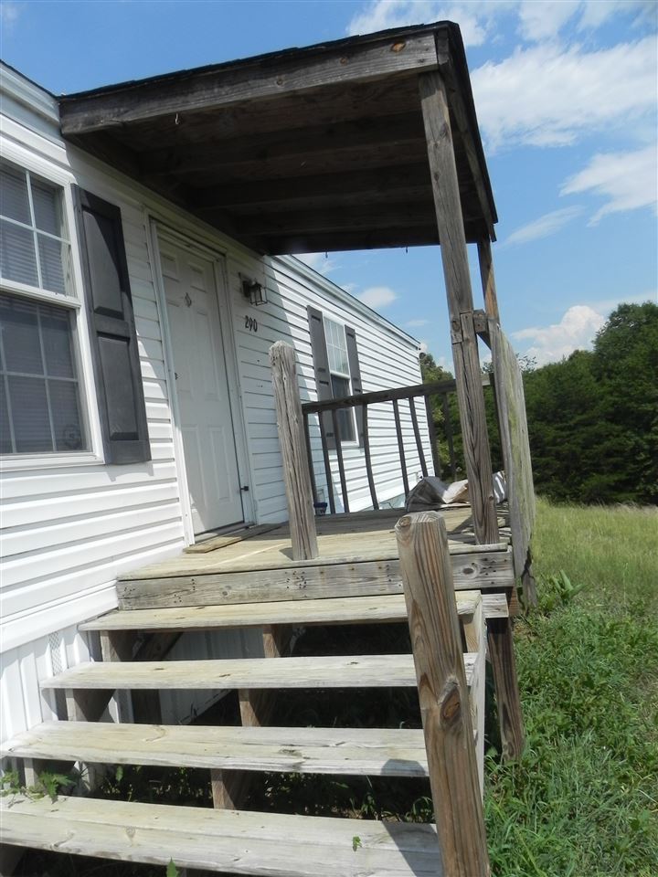 290 Lewis Road Campobello, SC 29322 - Photo 1 of 20