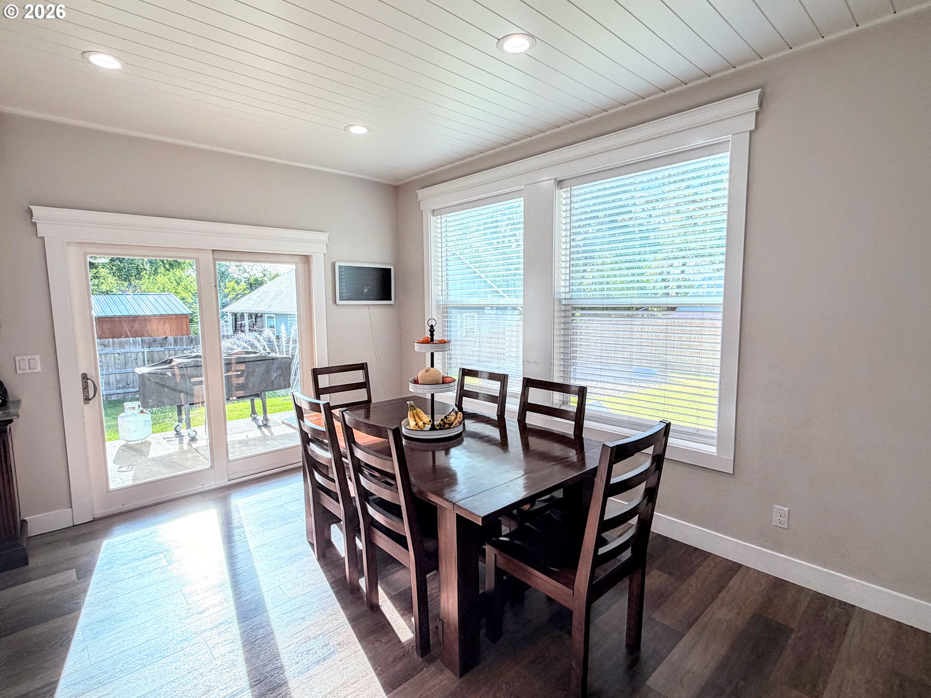 606 2nd Street Cove, OR 97824 - Photo 7 of 24