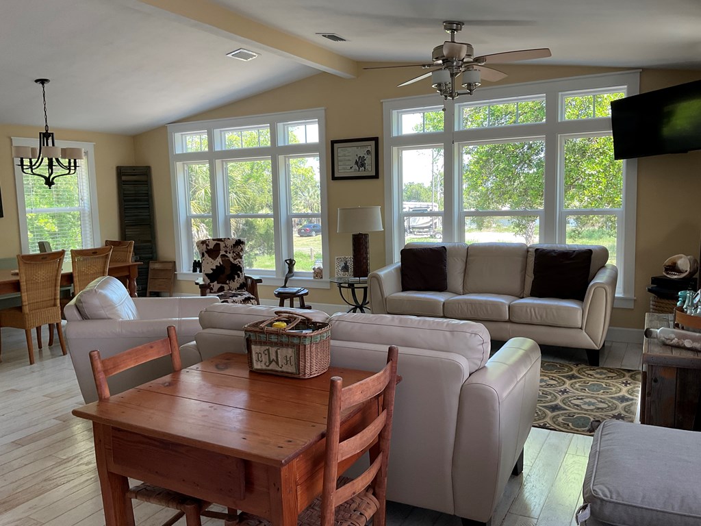 308 Gander Street Eastpoint, FL 32328 - Photo 4 of 12
