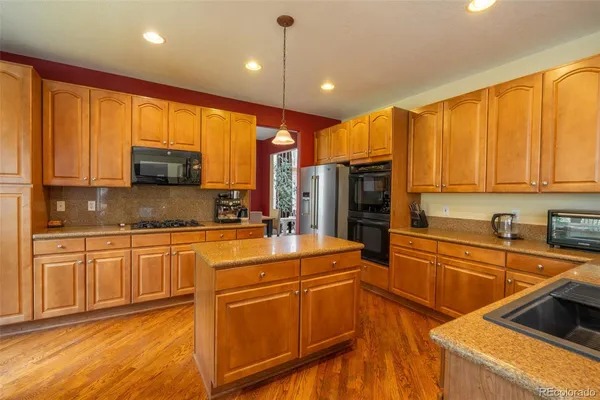 $999,000 | 2373 South Tabor Way, Denver, CO 80228