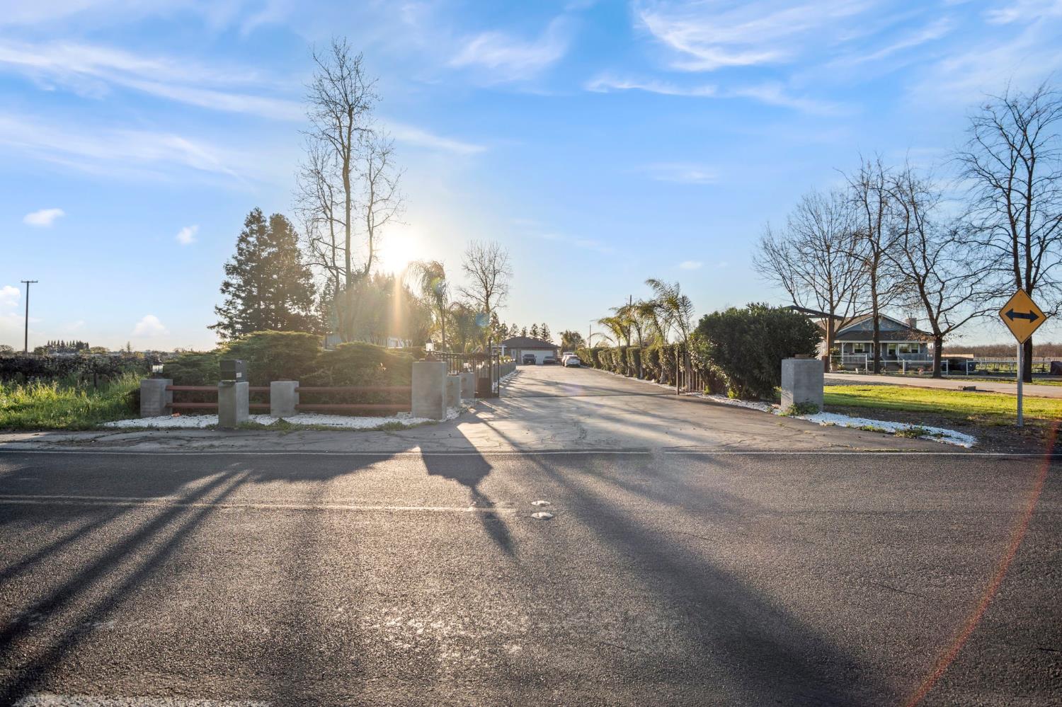20201 Dustin Road Acampo, CA 95220 - Photo 4 of 16 a view of a basketball court