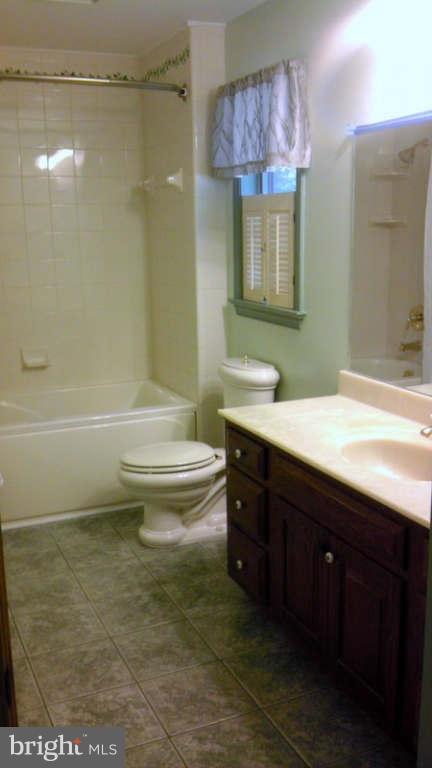 43518 Spinks Ferry Road Leesburg, VA 20176 - Photo 13 of 30 Bath