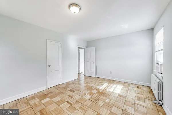 $1,850 | 1726 North Quinn Street, Unit 307, Arlington, VA 22209