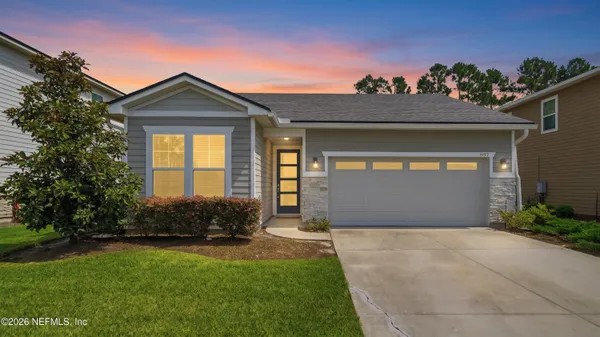 $350,000 | 1937 Amberly Drive, Middleburg, FL 32068