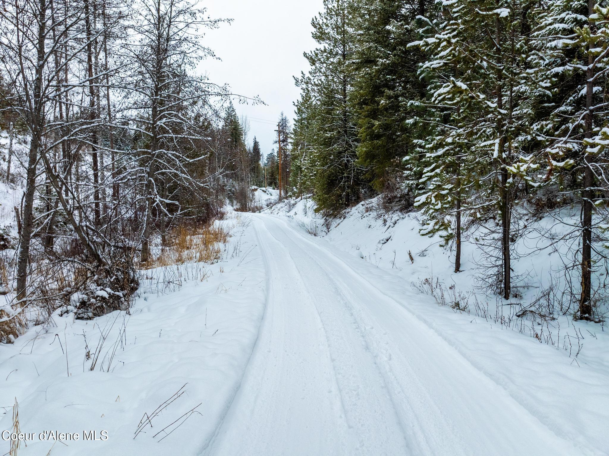 Nka Jewel Lake Road Sagle, ID 83860 - Photo 12 of 47 .
