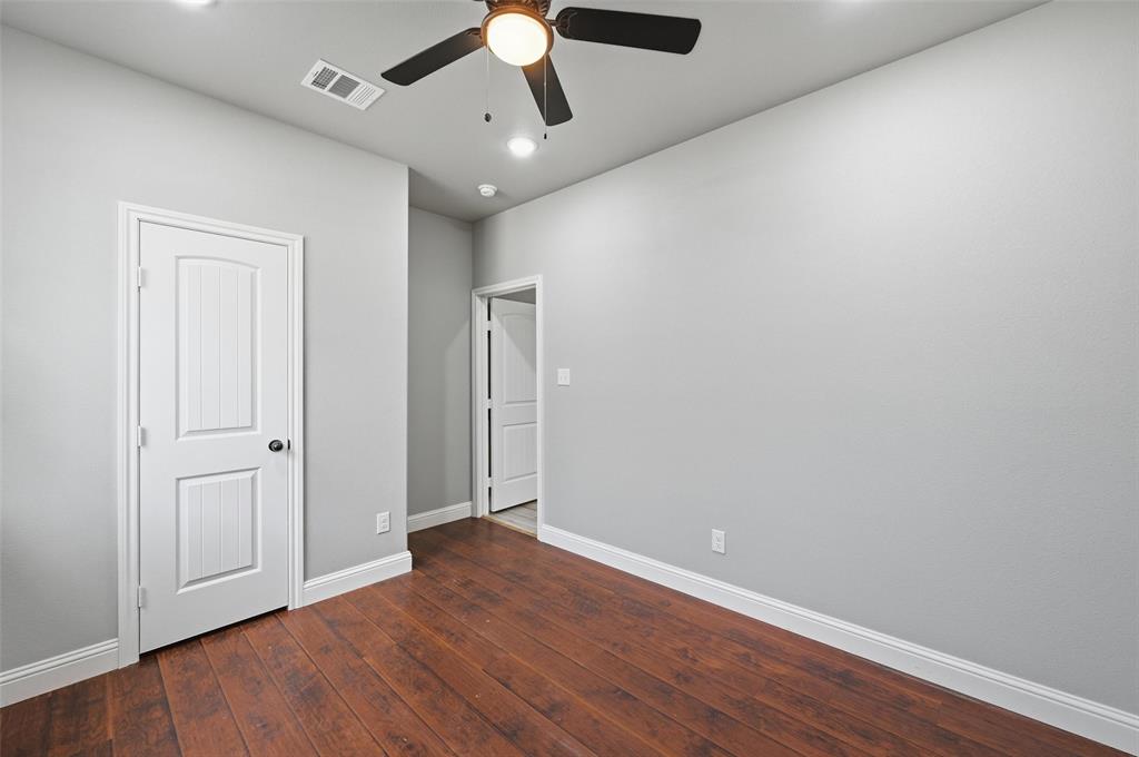 308 Lewis Street Cleburne, TX 76031 - Photo 11 of 24