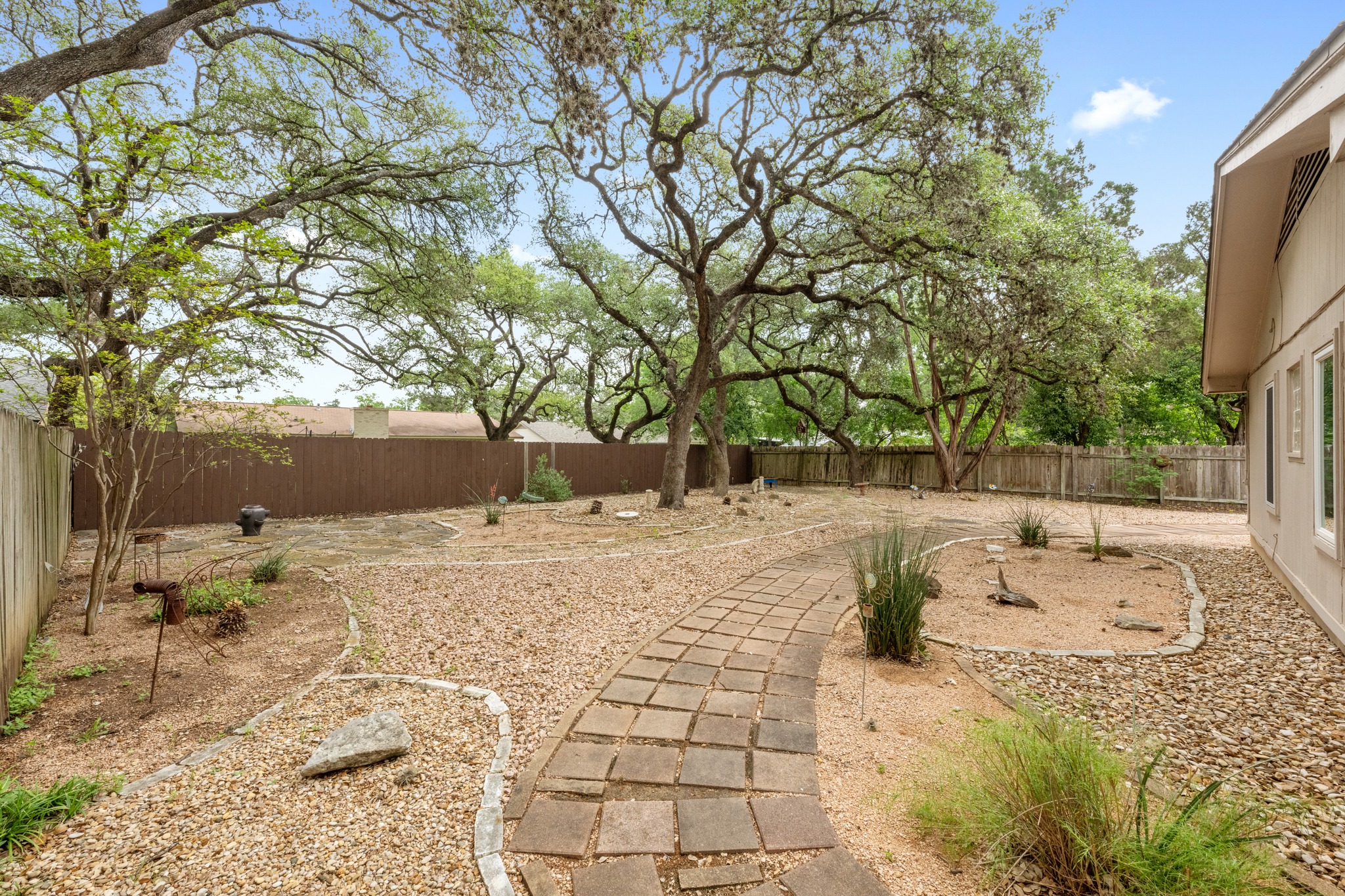 2506 Redleaf Lane Austin, TX 78745 - Photo 26 of 27
