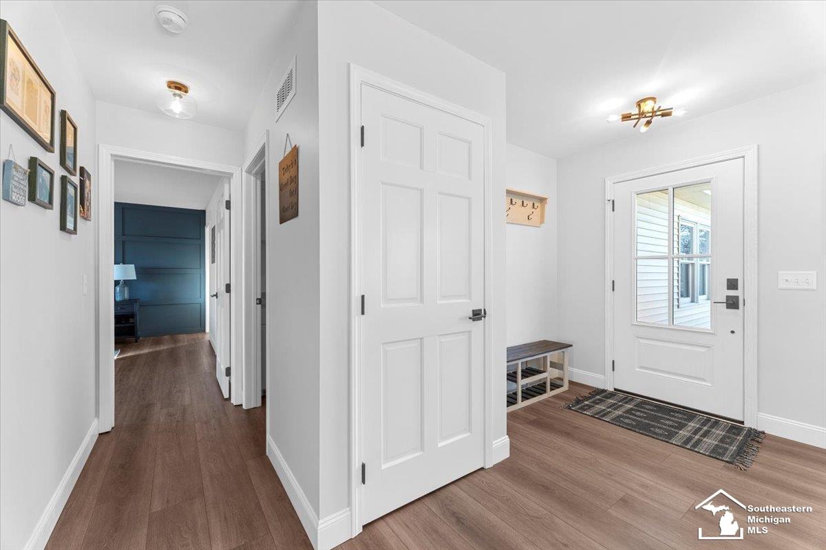 4371 Burke Road Newport, MI 48166 - Photo 16 of 35 50163747-1237abeb-a73a-43e9-ac0c-a54cf1870253.JPG