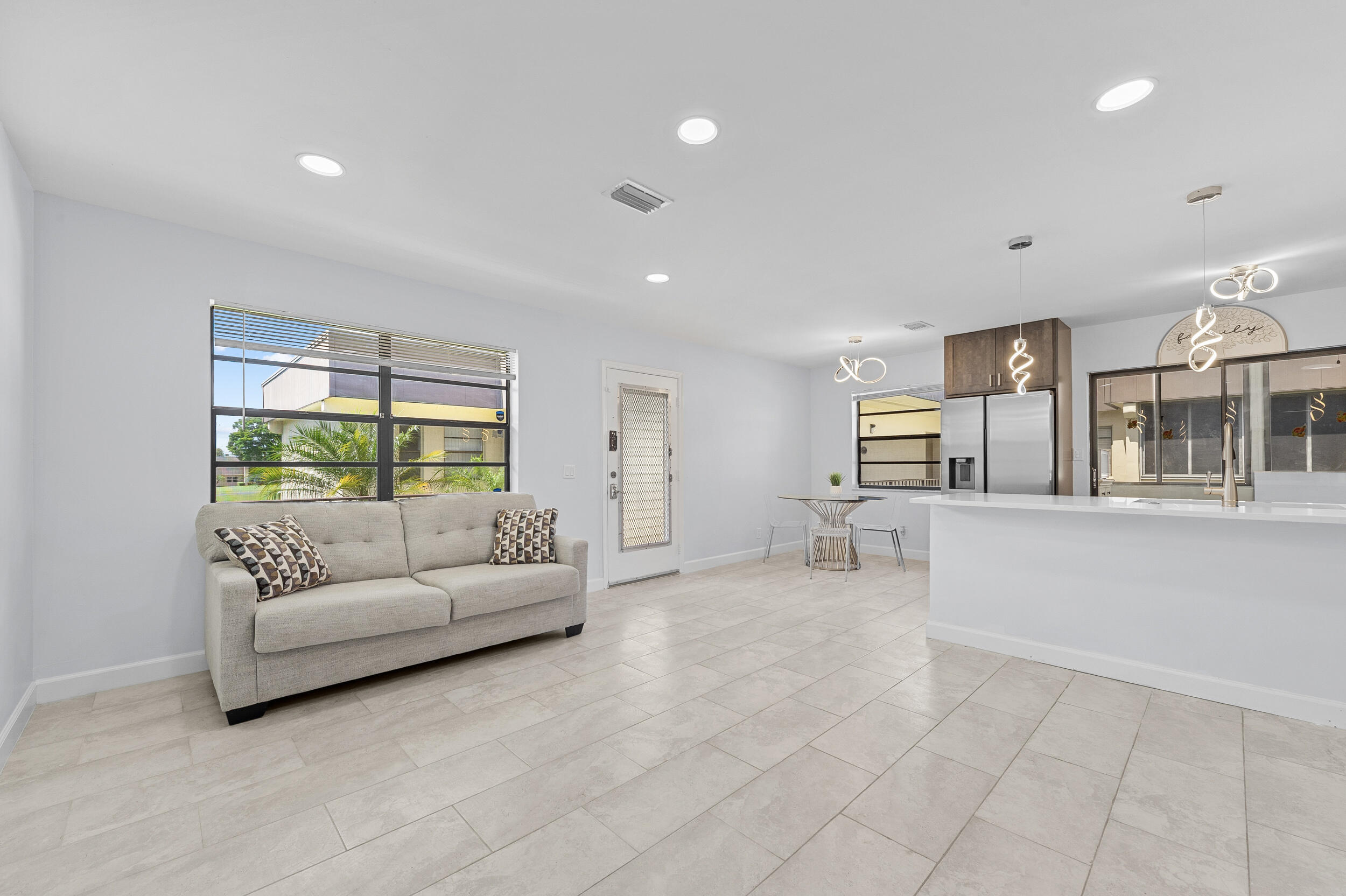 234 Capri East Delray Beach, FL 33484 - Photo 5 of 65 _dsc4547