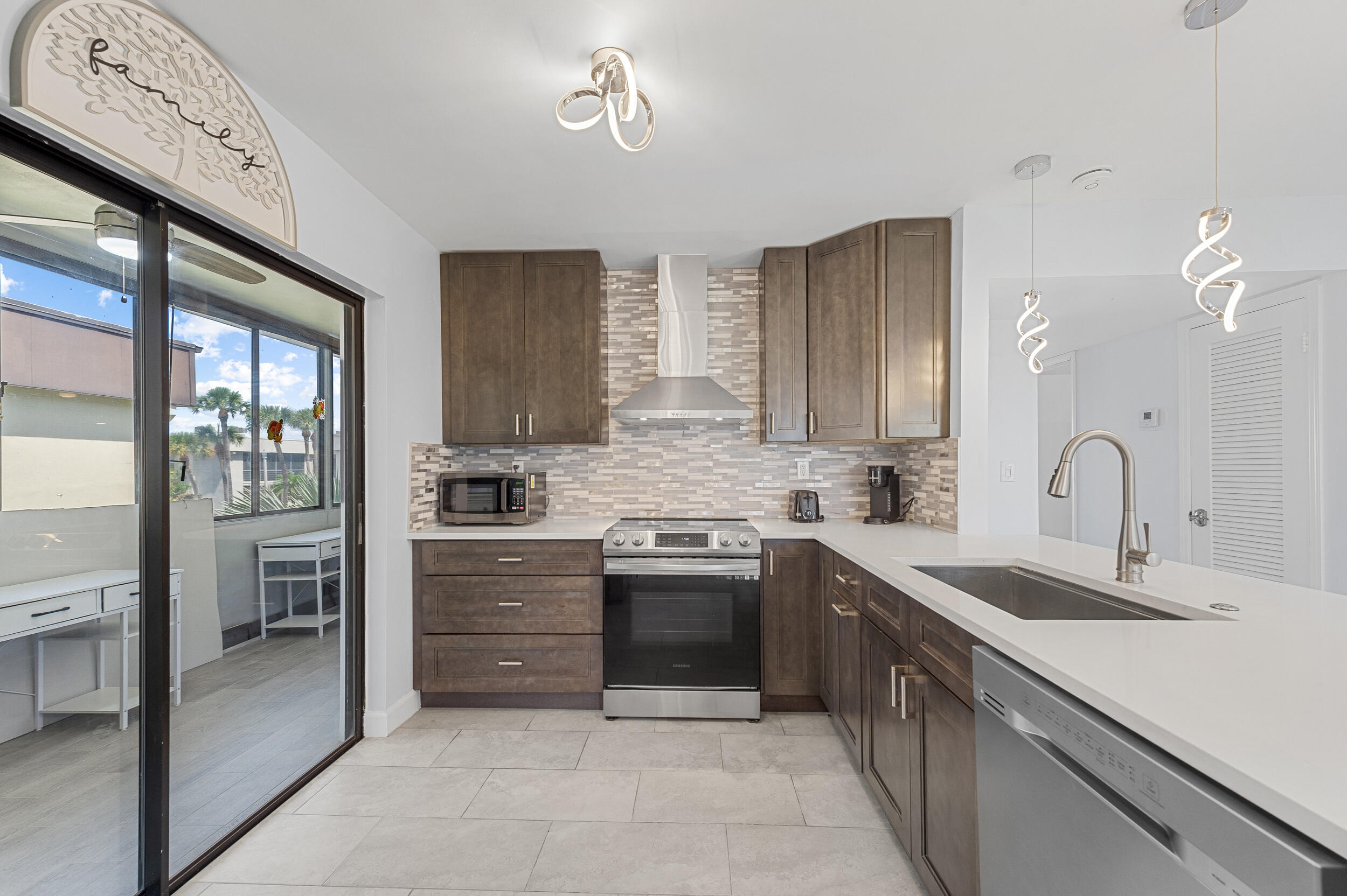 234 Capri East Delray Beach, FL 33484 - Photo 7 of 65 _dsc4566