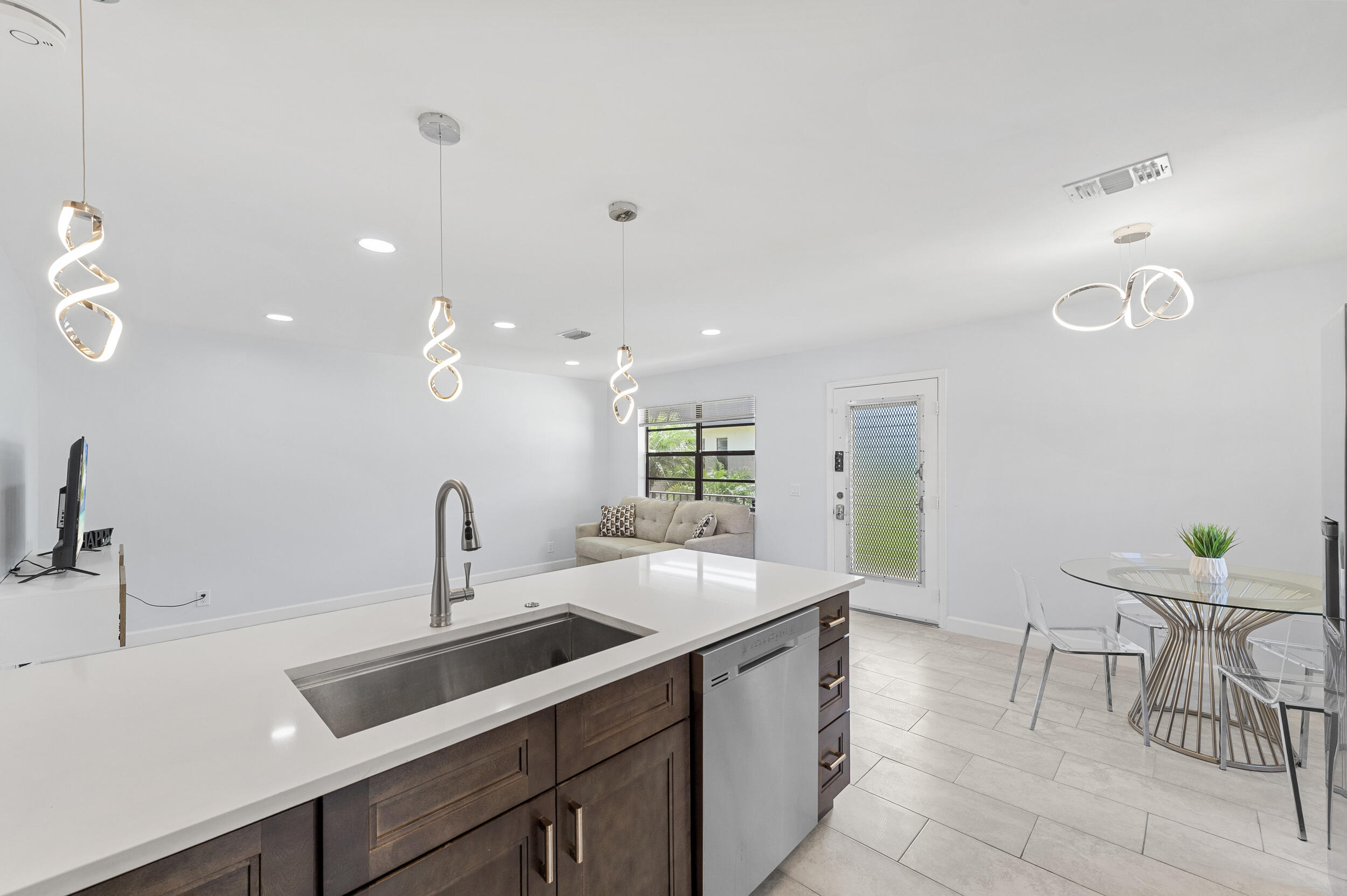 234 Capri East Delray Beach, FL 33484 - Photo 8 of 65 _dsc4572