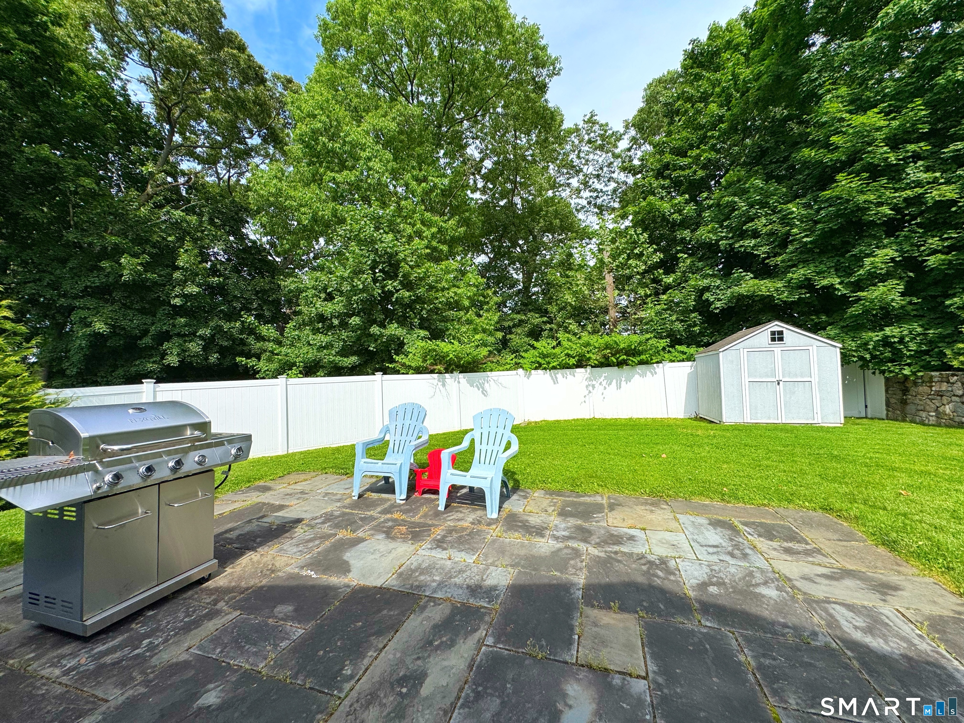 10 Harvann Road Norwalk, CT 06850 - Photo 27 of 32