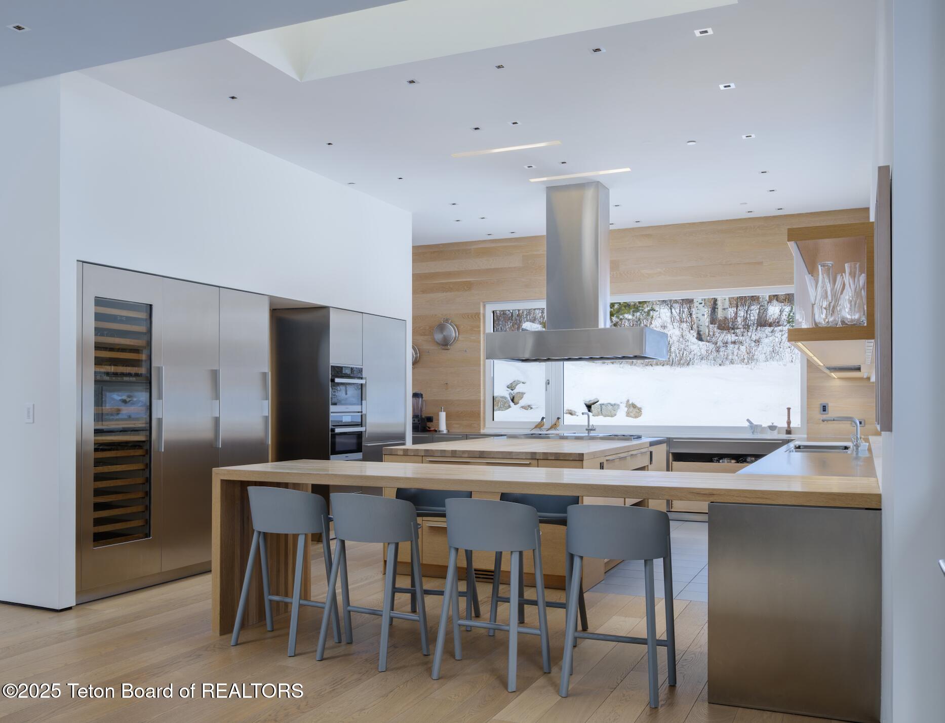 7970 North Granite Ridge Road Teton Village, WY 83025 - Photo 7 of 41 Kitchen for Entertaining