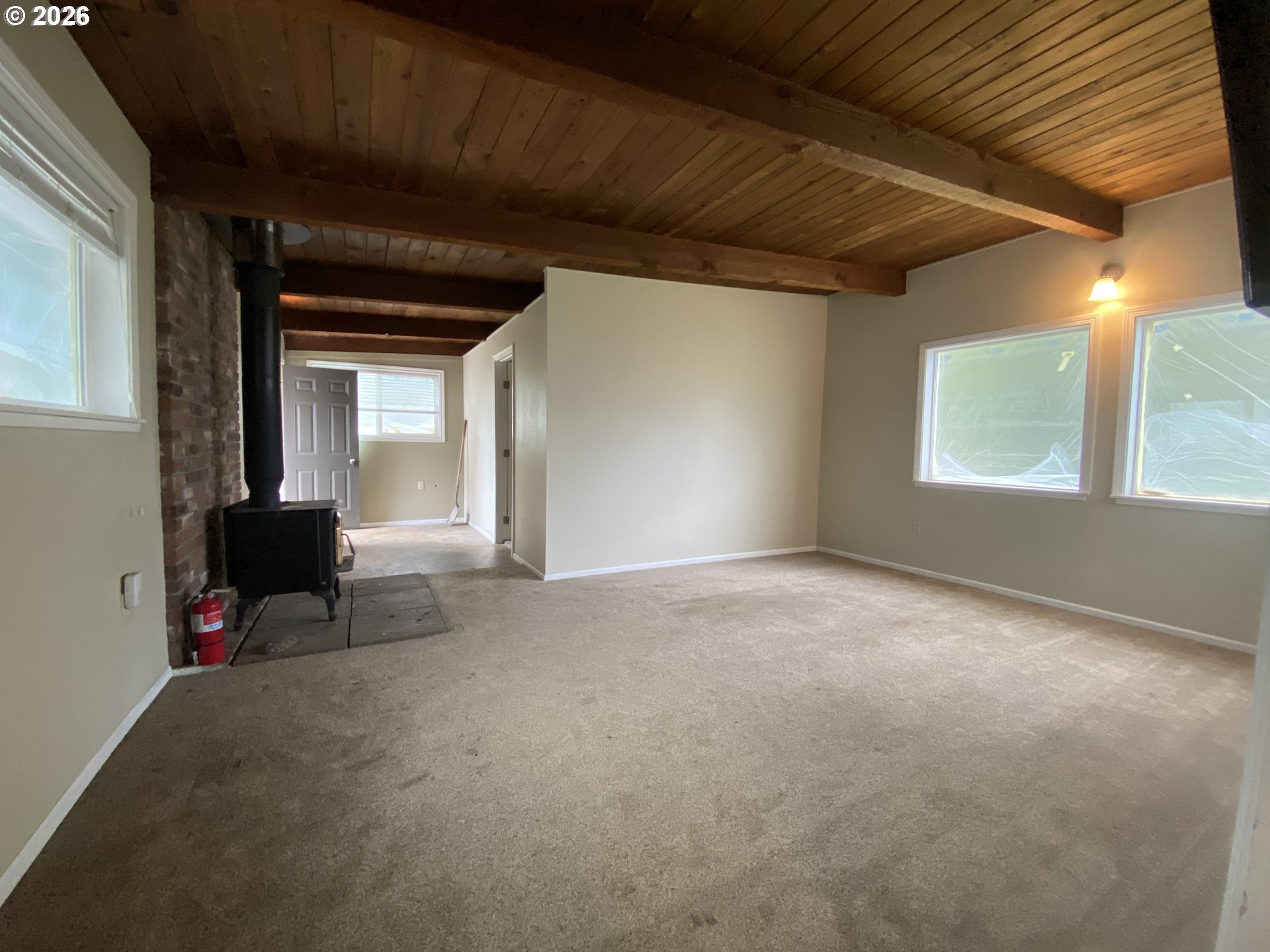 20446 Abiqua Road Northeast Scotts Mills, OR 97375 - Photo 7 of 15