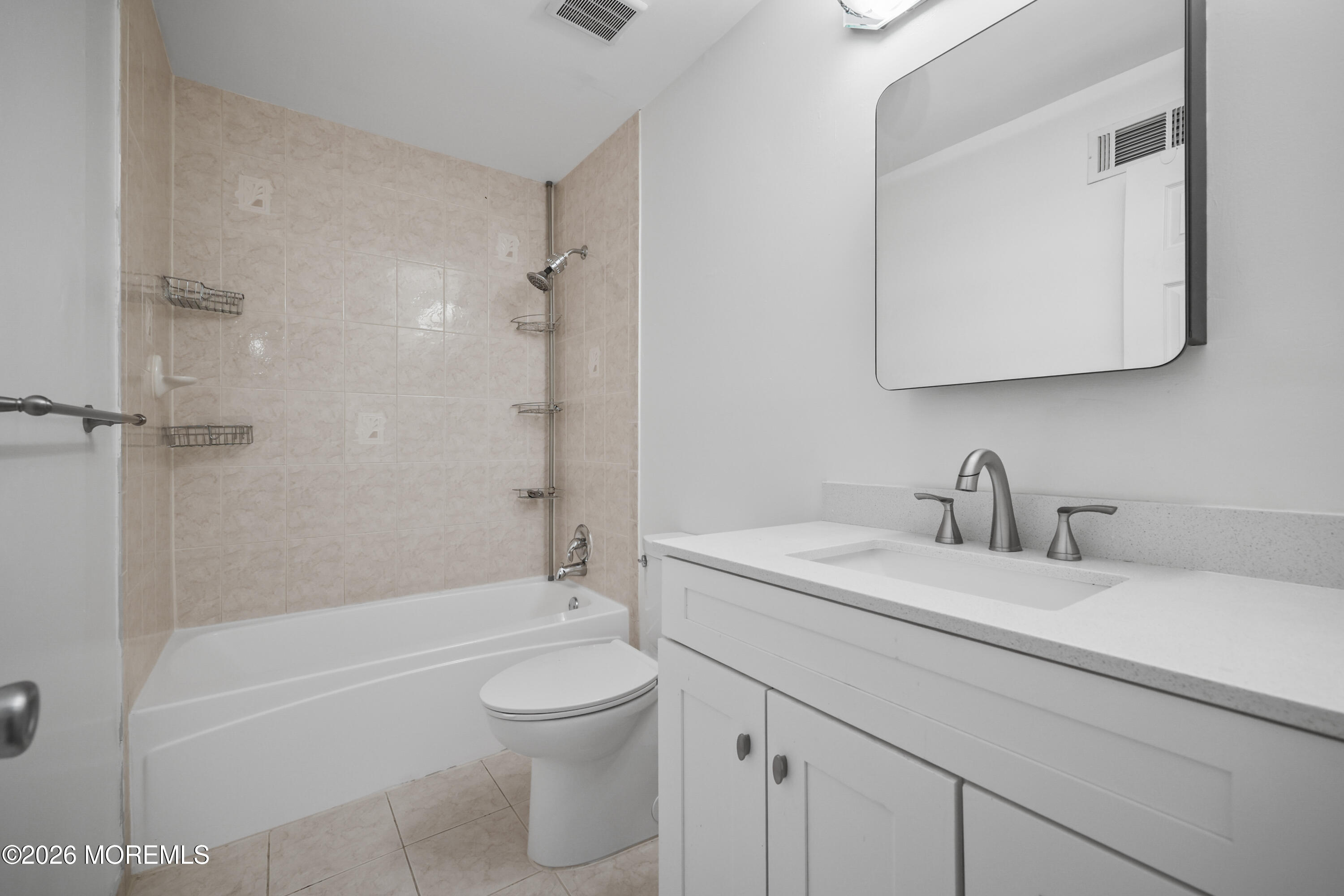 615 Randall Way Matawan, NJ 07747 - Photo 19 of 33 26-print-LPM_4954