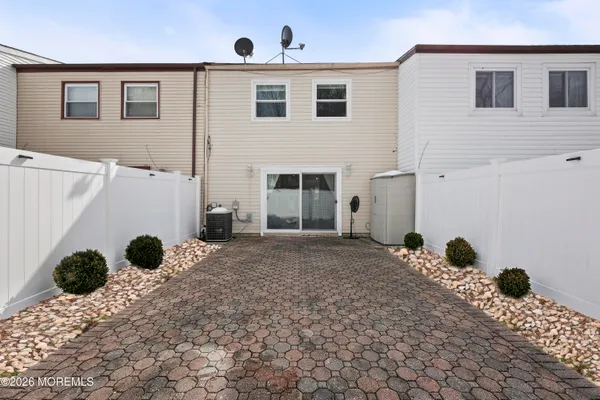$495,000 | 615 Randall Way, Matawan, NJ 07747
