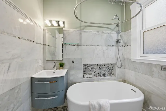 $799,000 | 3452 18th Street, Unit A, San Francisco, CA 94110