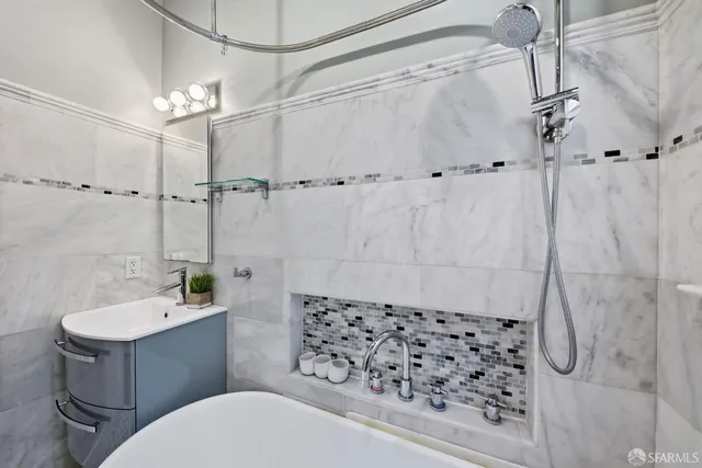 $799,000 | 3452 18th Street, Unit A, San Francisco, CA 94110