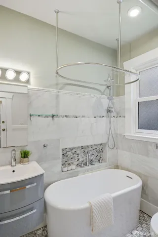 $799,000 | 3452 18th Street, Unit A, San Francisco, CA 94110