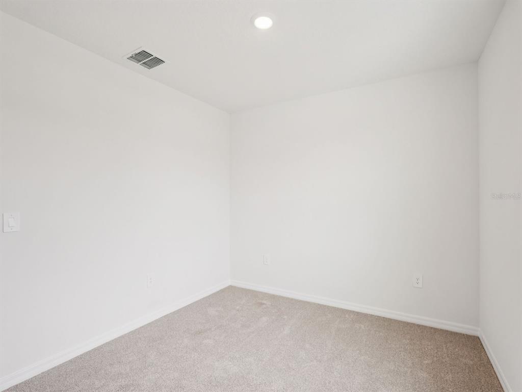 7705 Satterfield Terrace Parrish, FL 34219 - Photo 8 of 14