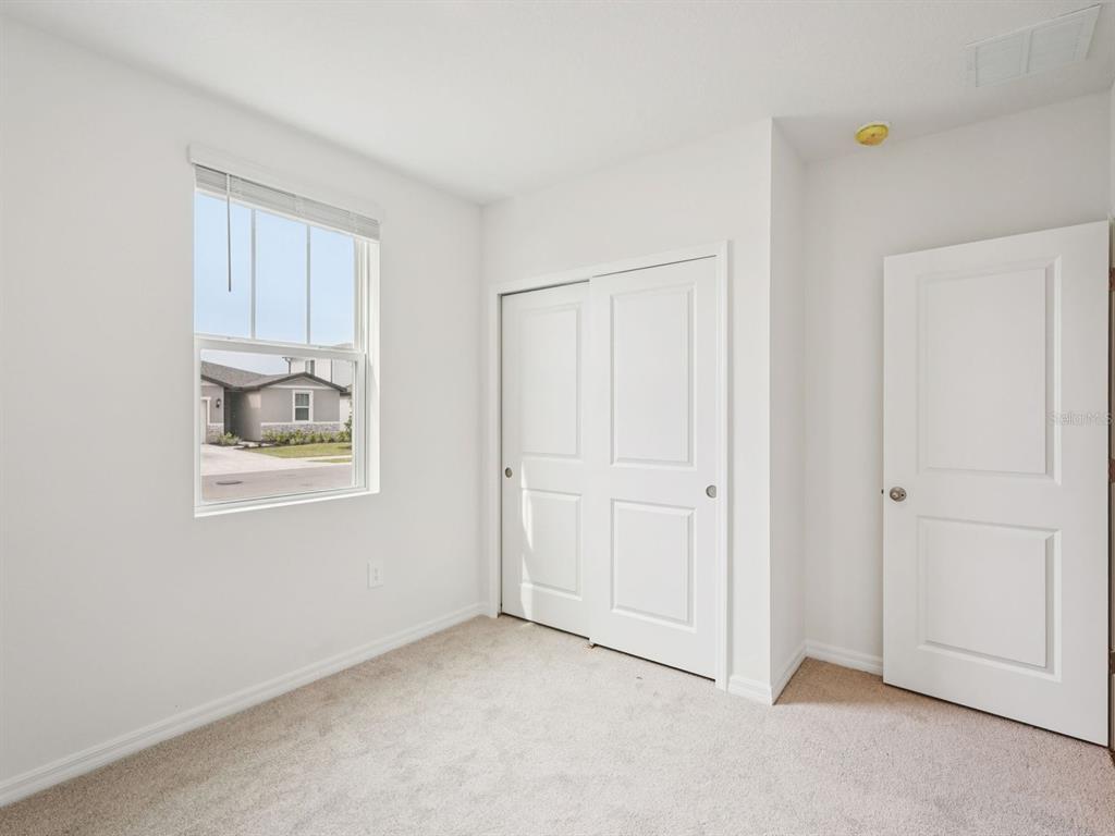 7705 Satterfield Terrace Parrish, FL 34219 - Photo 10 of 14