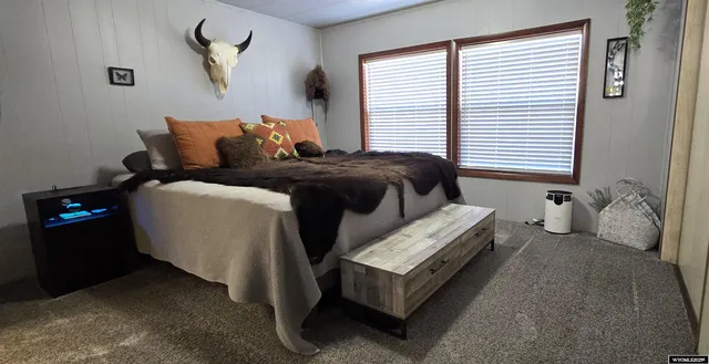 $229,900 | 115 East Warren Street, Thermopolis, WY 82443