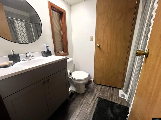 $229,900 | 115 East Warren Street, Thermopolis, WY 82443