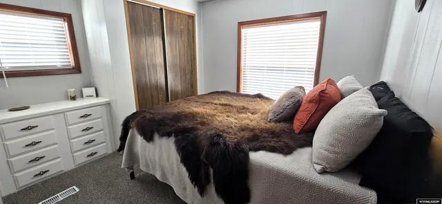 $229,900 | 115 East Warren Street, Thermopolis, WY 82443