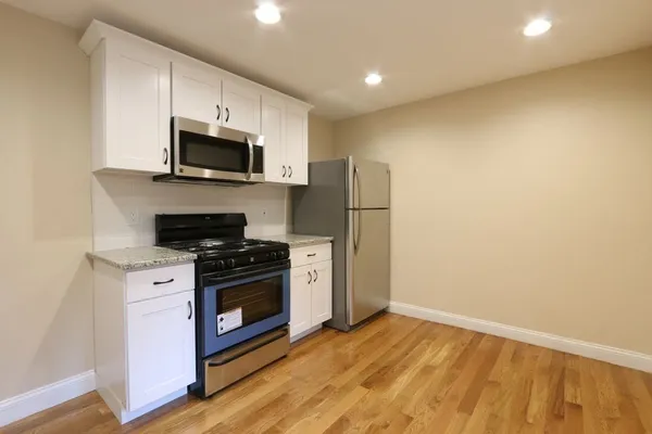 $579,000 | 3 St James Place, Unit 3, Boston, MA 02119