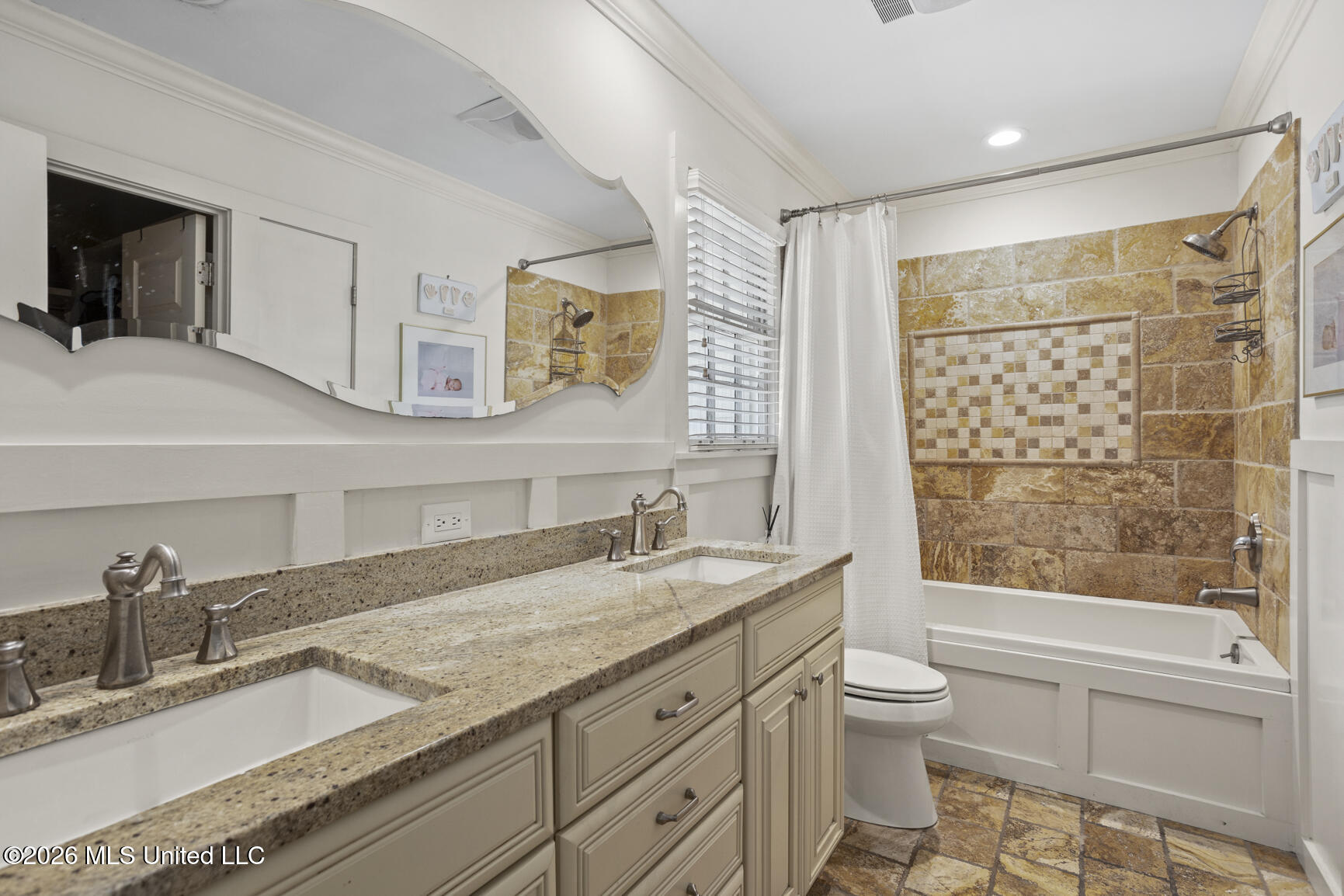 2164 Southwood Road Jackson, MS 39211 - Photo 11 of 19 2164 Southwood-16