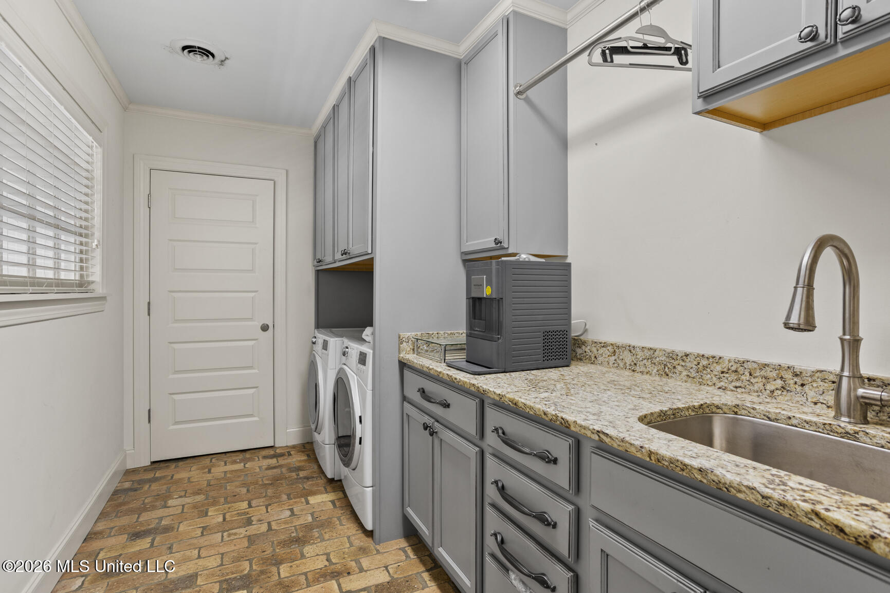 2164 Southwood Road Jackson, MS 39211 - Photo 15 of 19 2164 Southwood-17