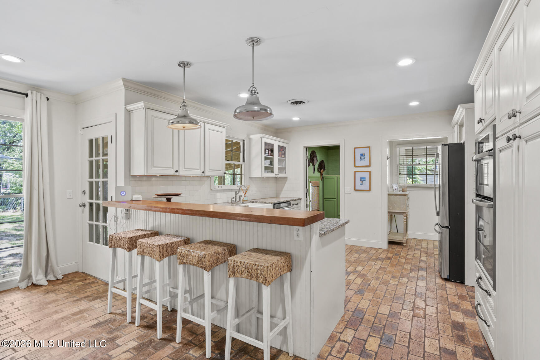2164 Southwood Road Jackson, MS 39211 - Photo 6 of 19 2164 Southwood-6
