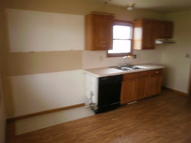 1376 Chartier Road Marine City, MI 48039 - Photo 11 of 22 31000349-10.JPG