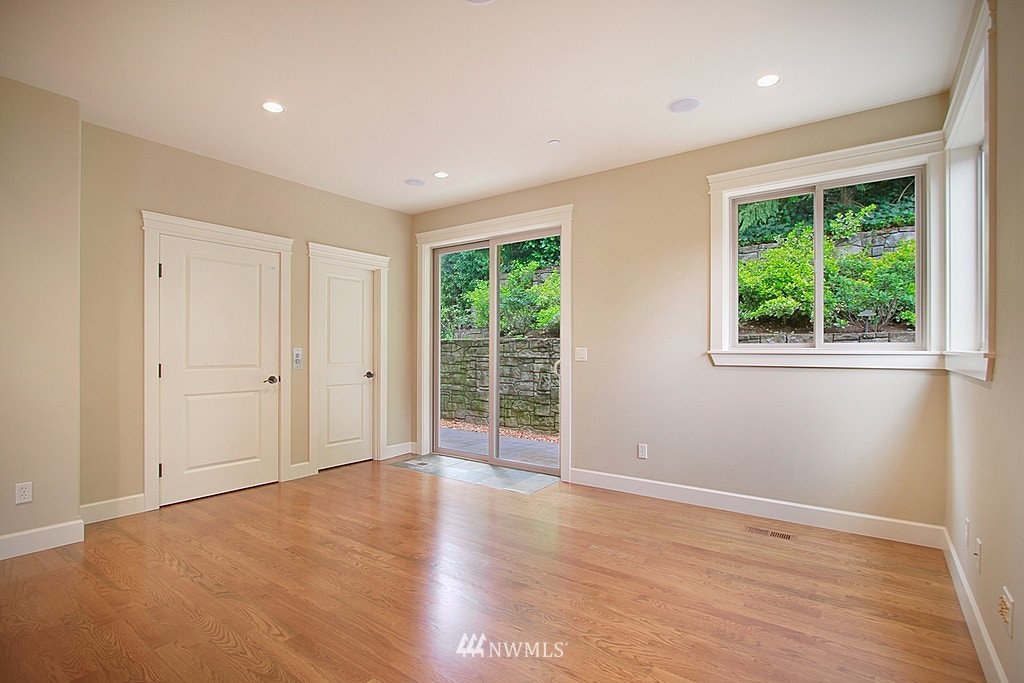 17435 Sylvester Road Southwest Burien, WA 98166 - Photo 14 of 25 Gallery Image 14