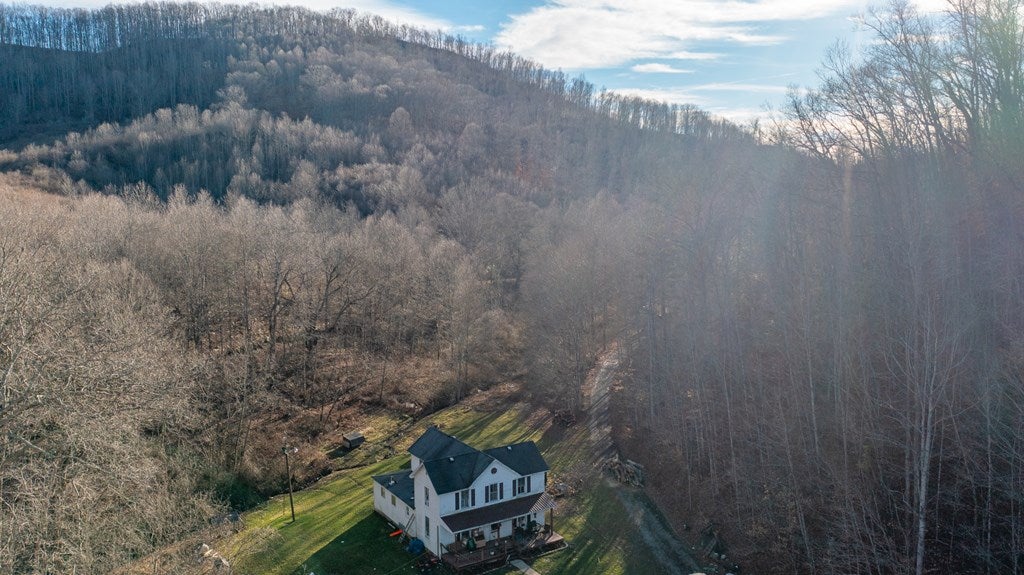 5491 Sandlick Road Bluefield, WV 24701 - Photo 5 of 50 Gallery Image 5
