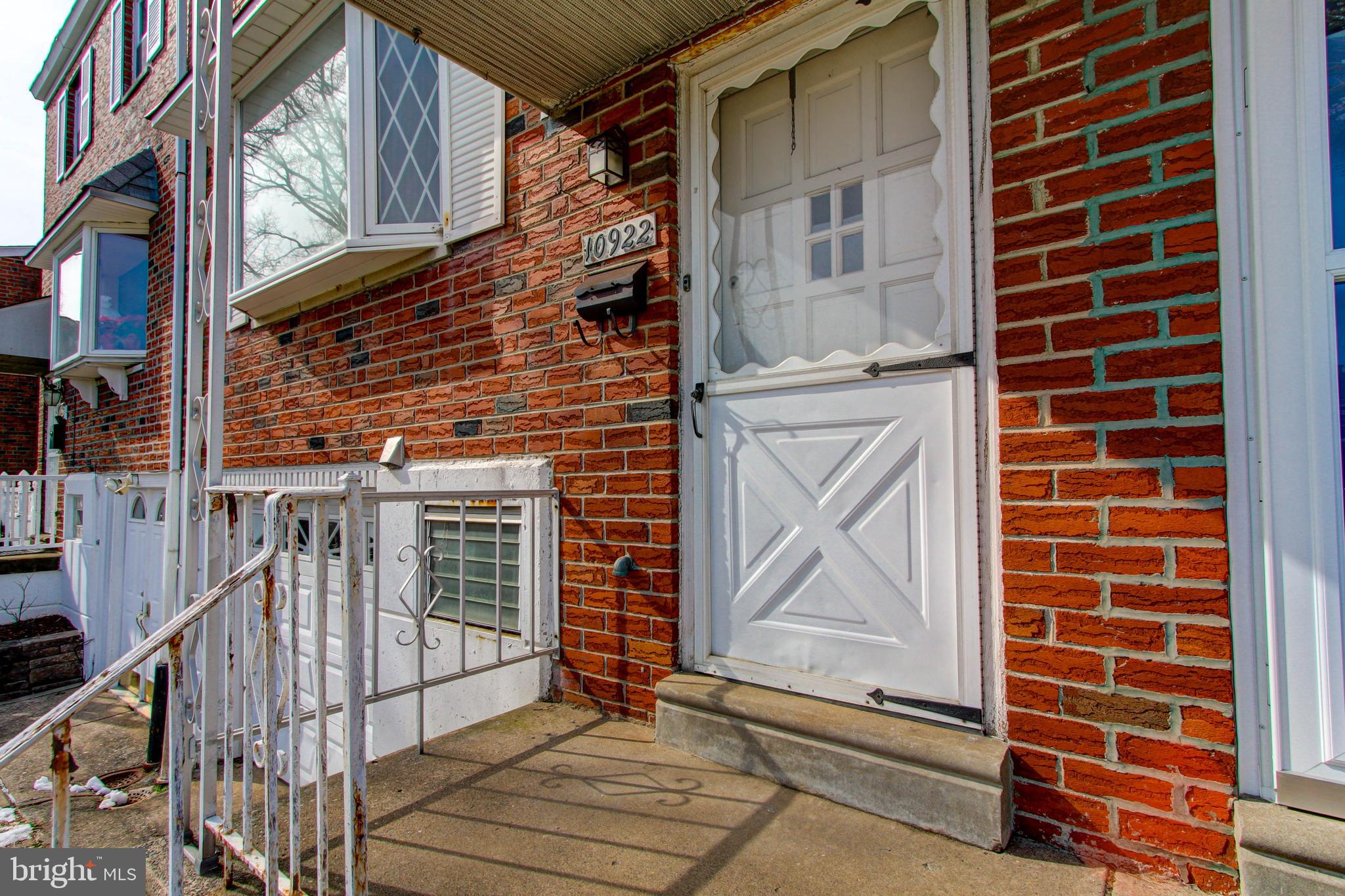 10922 East Keswick Road Philadelphia, PA 19154 - Photo 3 of 23