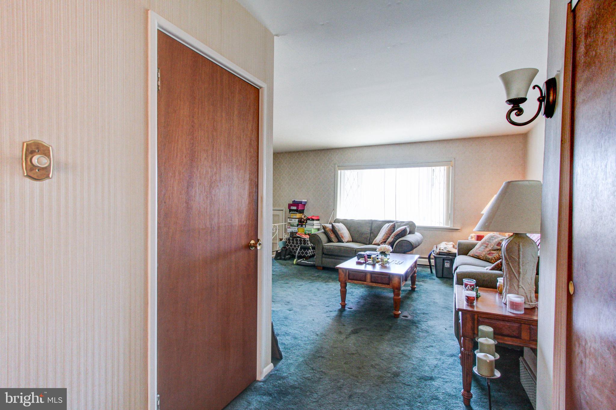 10922 East Keswick Road Philadelphia, PA 19154 - Photo 8 of 23