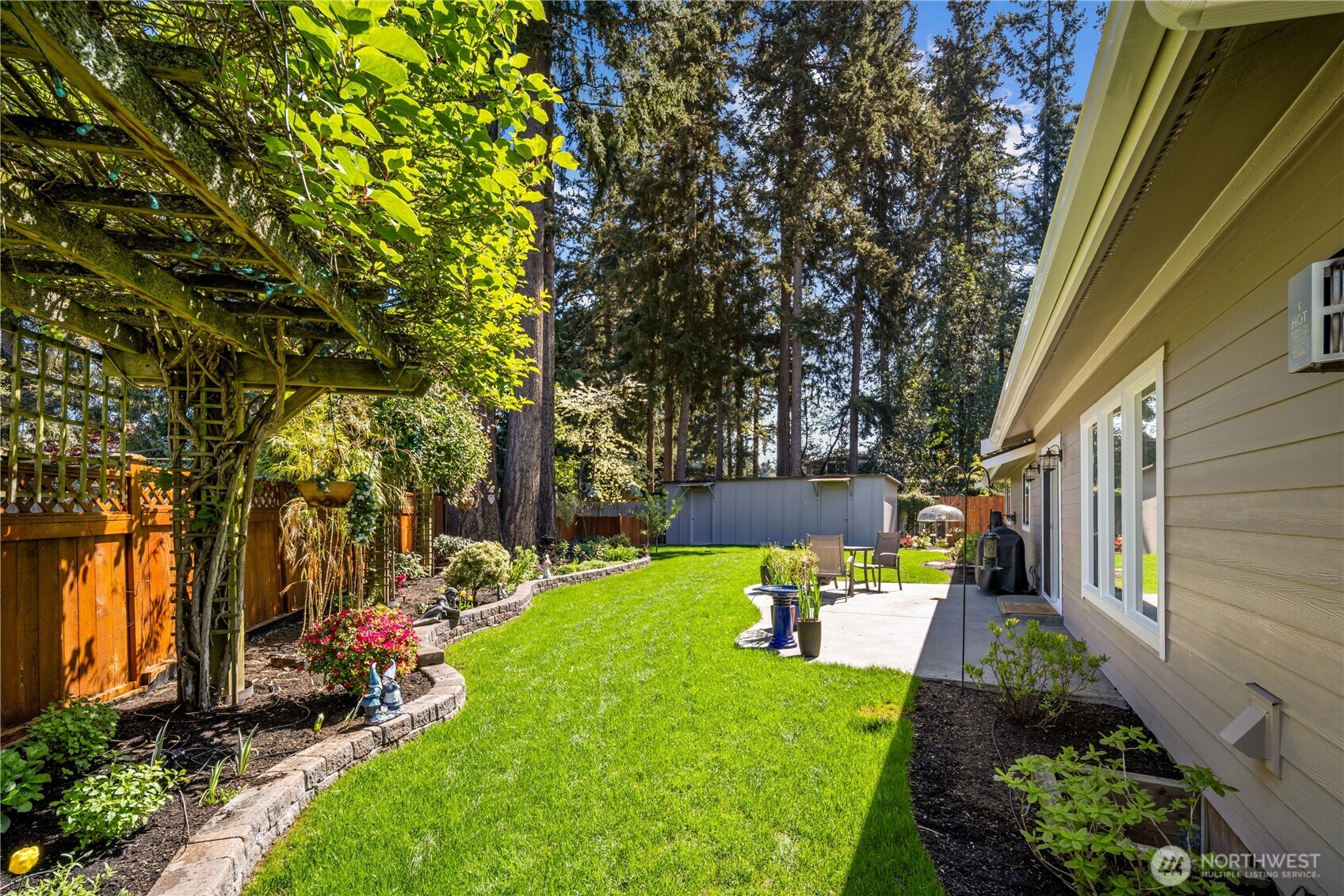 643 Edmonds Way Edmonds, WA 98020 - Photo 28 of 34