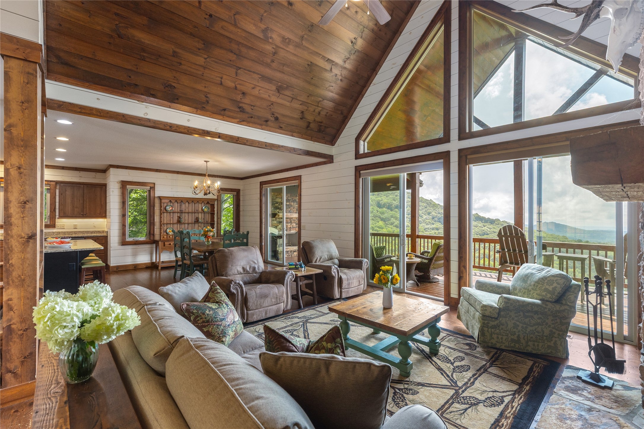 1382 Tower Road Sapphire, NC 28774 - Photo 20 of 100 Gallery Image 20
