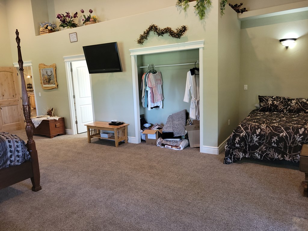 191 Clear Creek Road Cascade, ID 83611 - Photo 29 of 60 Lots of space
