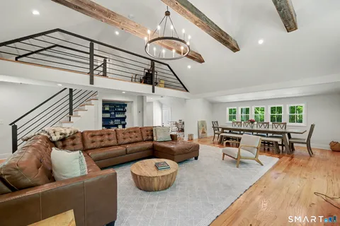 $1,199,000 | 116 Mile Common, Easton, CT 06612
